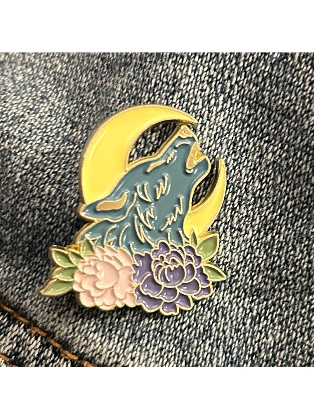 Danika Fendyr bookish pin Maasverse CC1 Crescent City Werewolf Pack of Devils